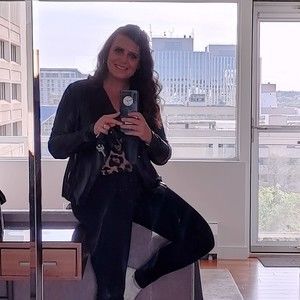 Meet your Posher, Charmaine